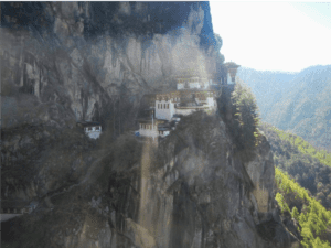 GNH and Bhutan: Tying policies to Happiness 1 Bhutan2