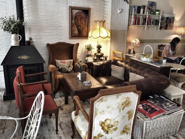 The Best Cafes to Study in Peace in Madrid 6 cafe de la