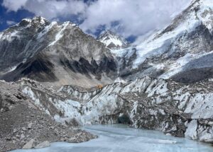 My Trek to Everest Base Camp: Gaining 5,400 Metres of Altitude and an Appreciation for the Sherpas